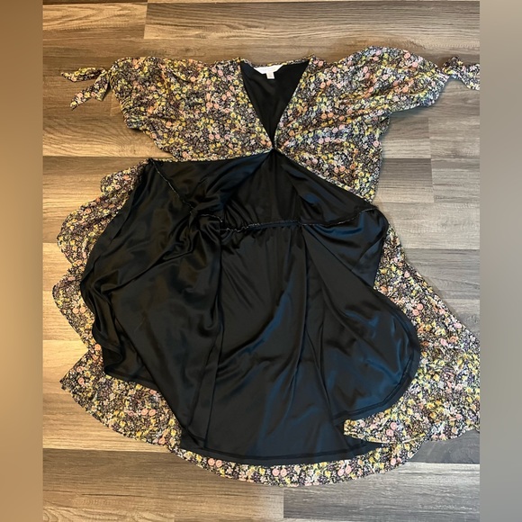 Lauren Conrad Brown Floral Button Side Mini Wrap Dress SZ M - Picture 10 of 15